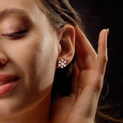 The Nergis Stud Earrings - thumb 4