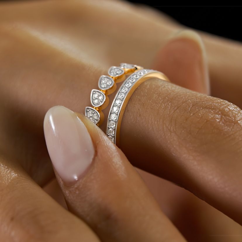 The Svella Band Ring - image 6