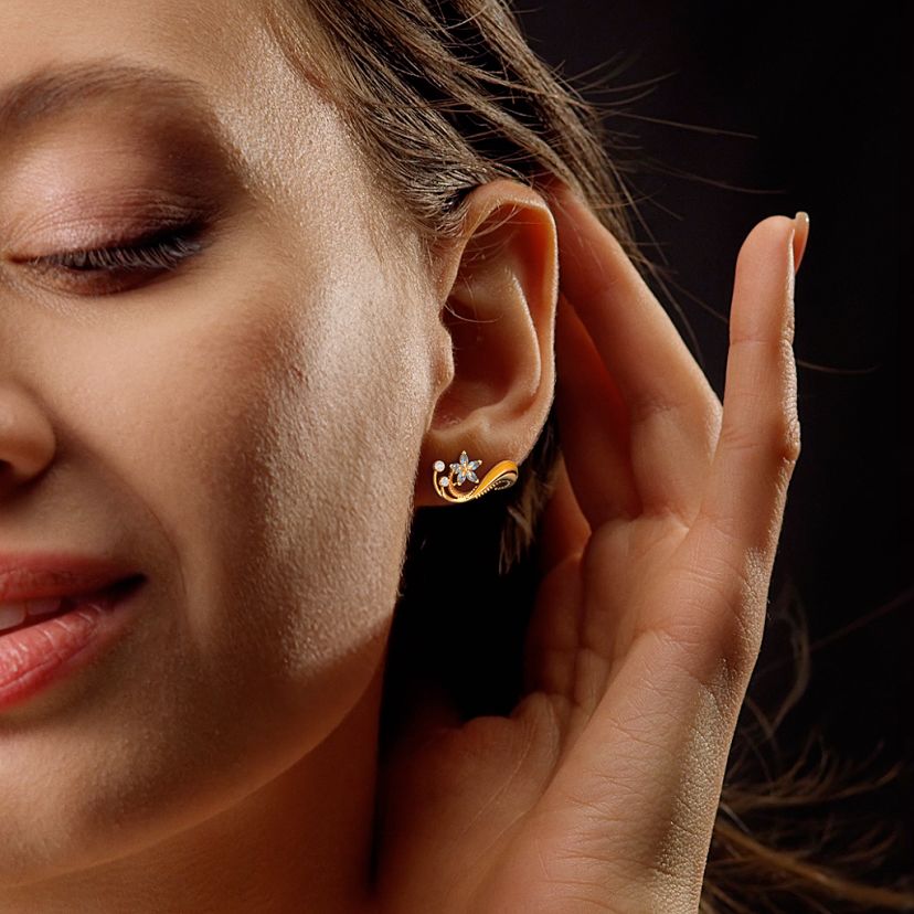 The Solea Stud Earrings - image 3
