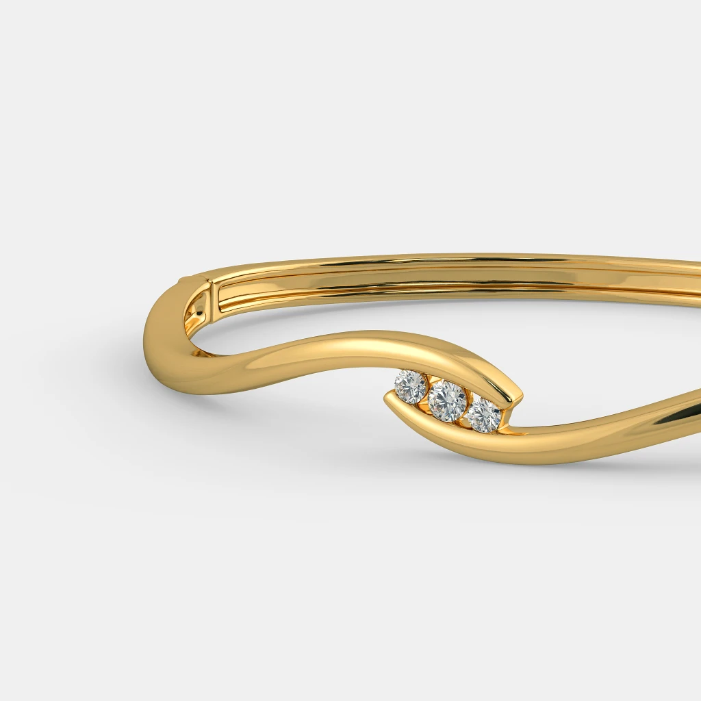 The Alhyna Bangle